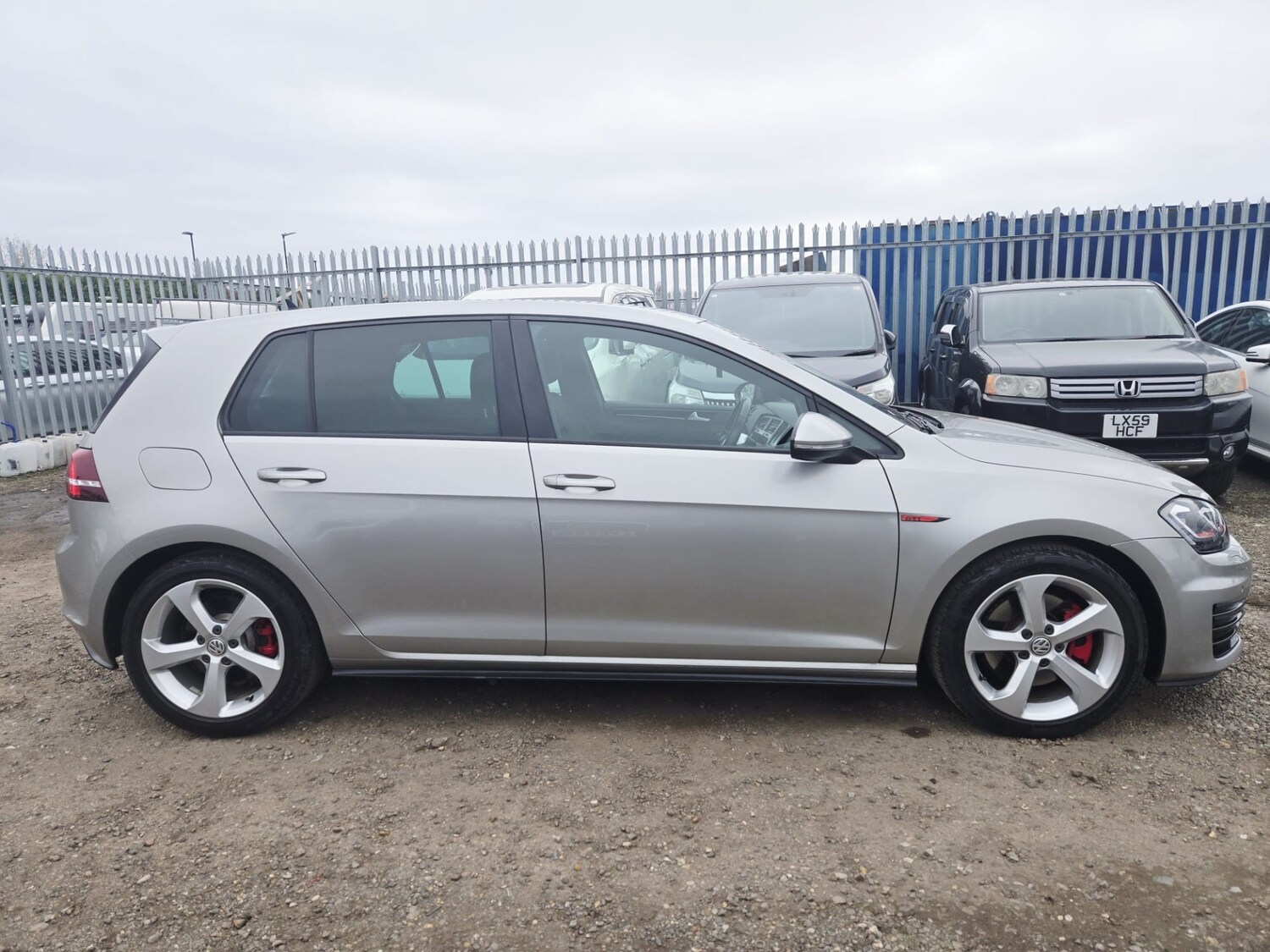 Used Volkswagen Golf 2015 for sale - 77864931: Photo 6