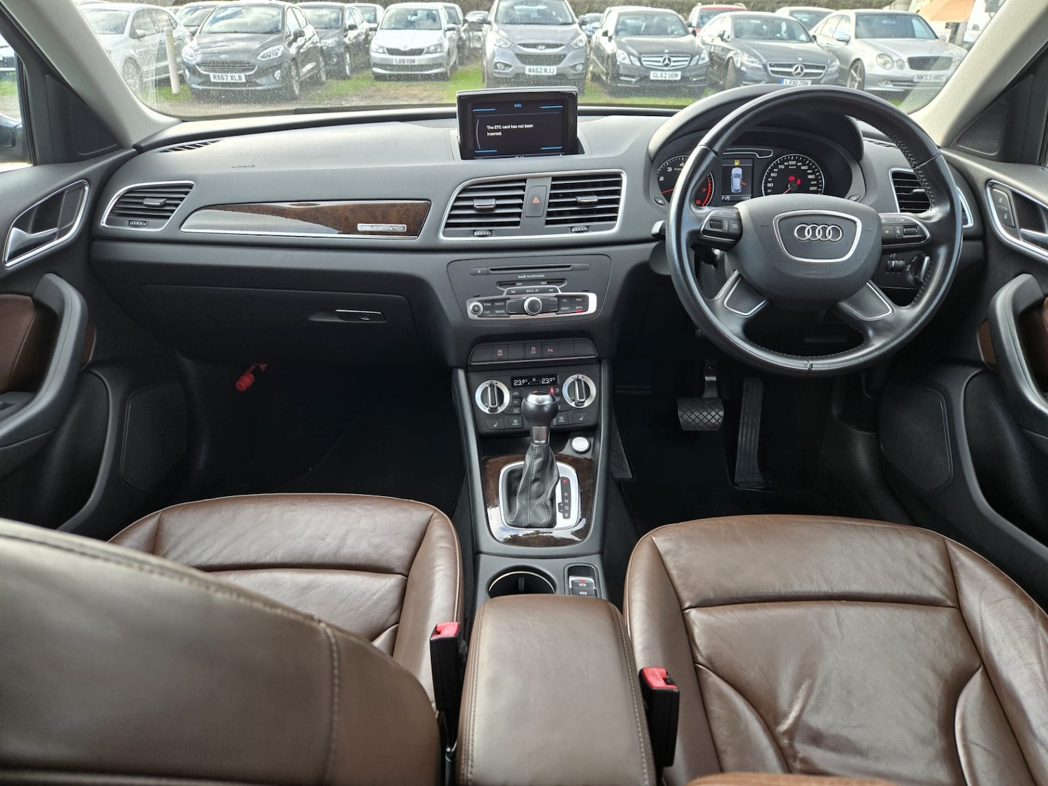 Used Audi Q3 2013 for sale - 77284047: Photo 12