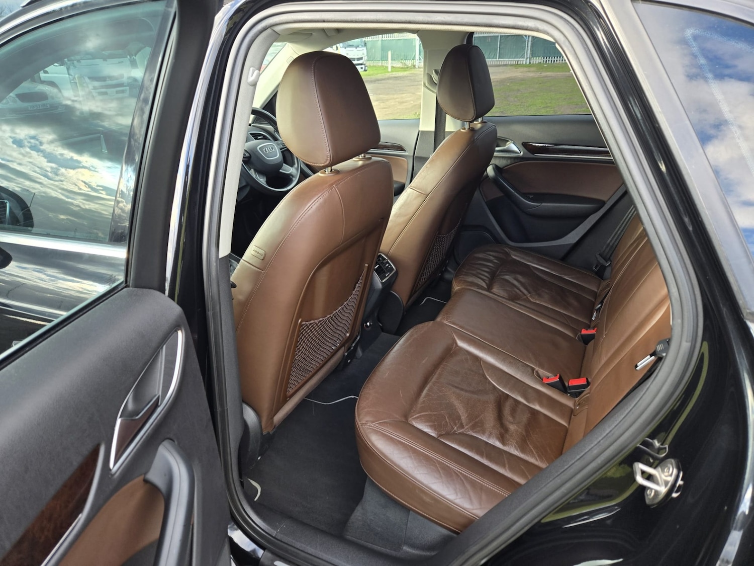 Used Audi Q3 2013 for sale - 77284047: Photo 14