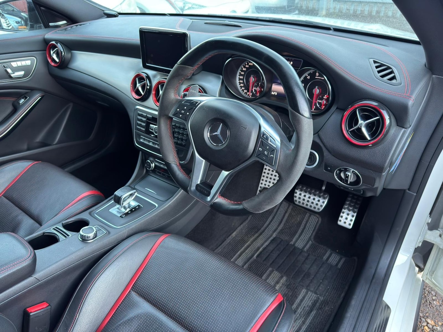 Used Mercedes-Benz CLA 2014 for sale - 76627342: Photo 9