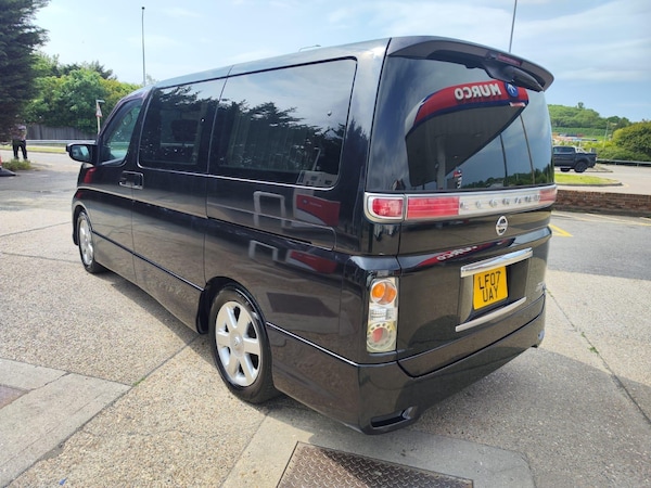 Used Nissan Elgrand 2007 for sale - 75657139: Photo 4