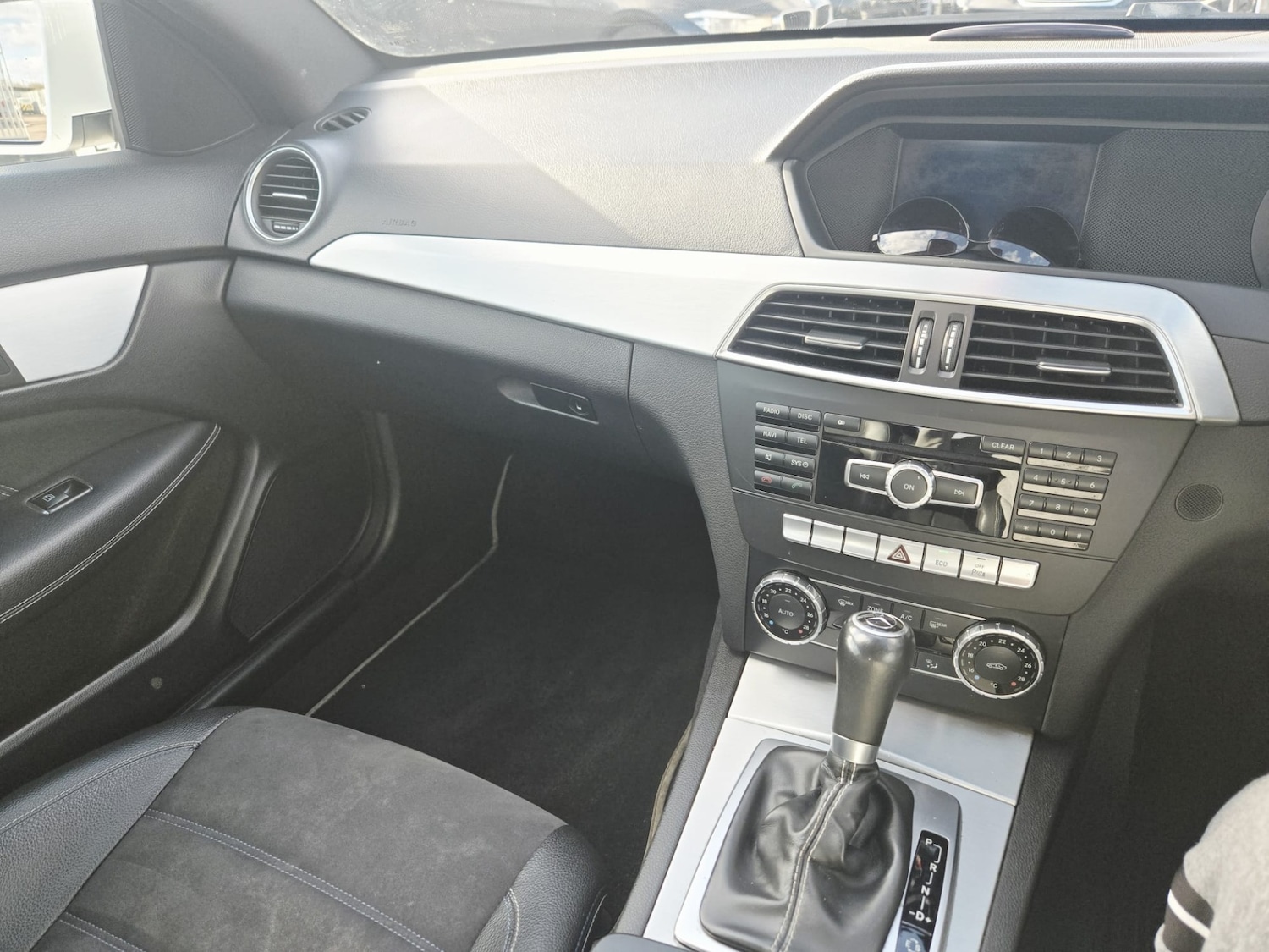 Used Mercedes-Benz C Class 2014 for sale - 77872044: Photo 10