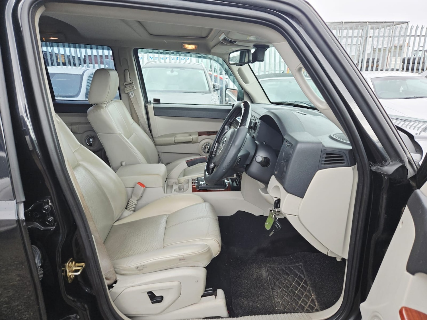 Used Jeep Commander 2007 for sale - 78087215: Photo 17