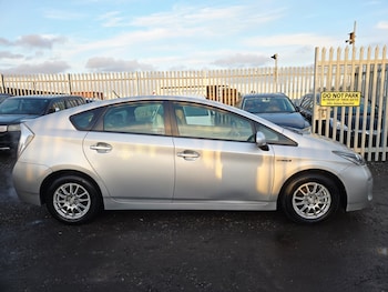 Used Toyota Prius 2015 for sale - 77228068: Photo