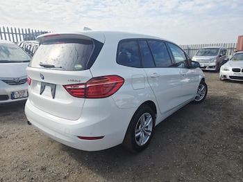 Used BMW 2 Series 2017 for sale - 77735909: Photo