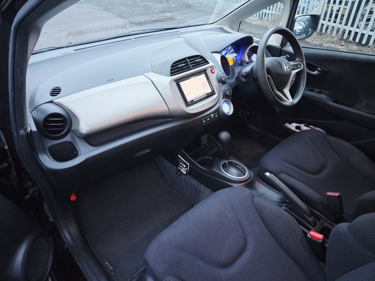 Used Honda Fit 2012 for sale - 77241974: Photo 10