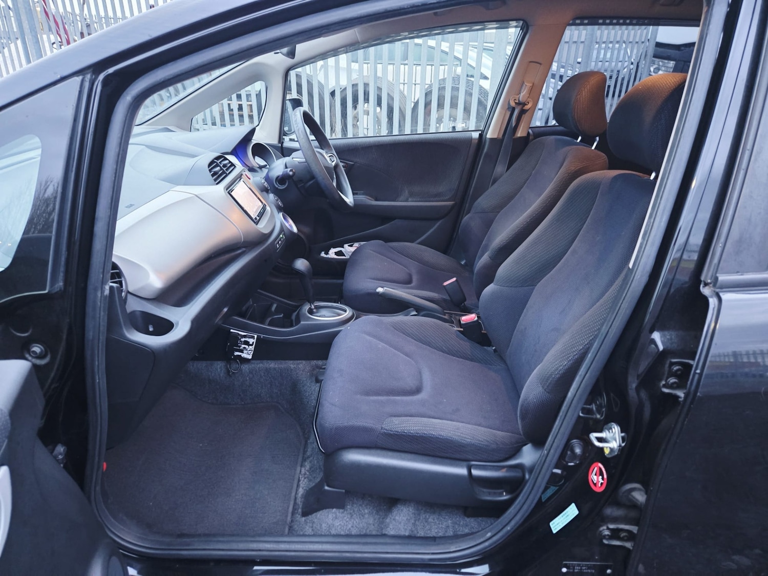 Used Honda Fit 2012 for sale - 77241974: Photo 11