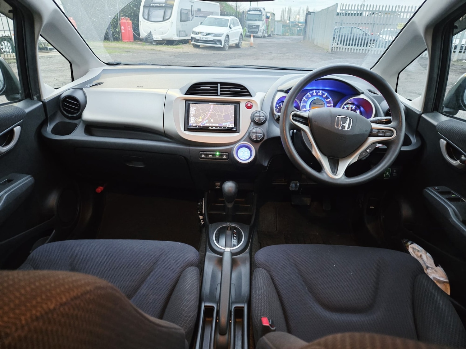 Used Honda Fit 2012 for sale - 77241974: Photo 12