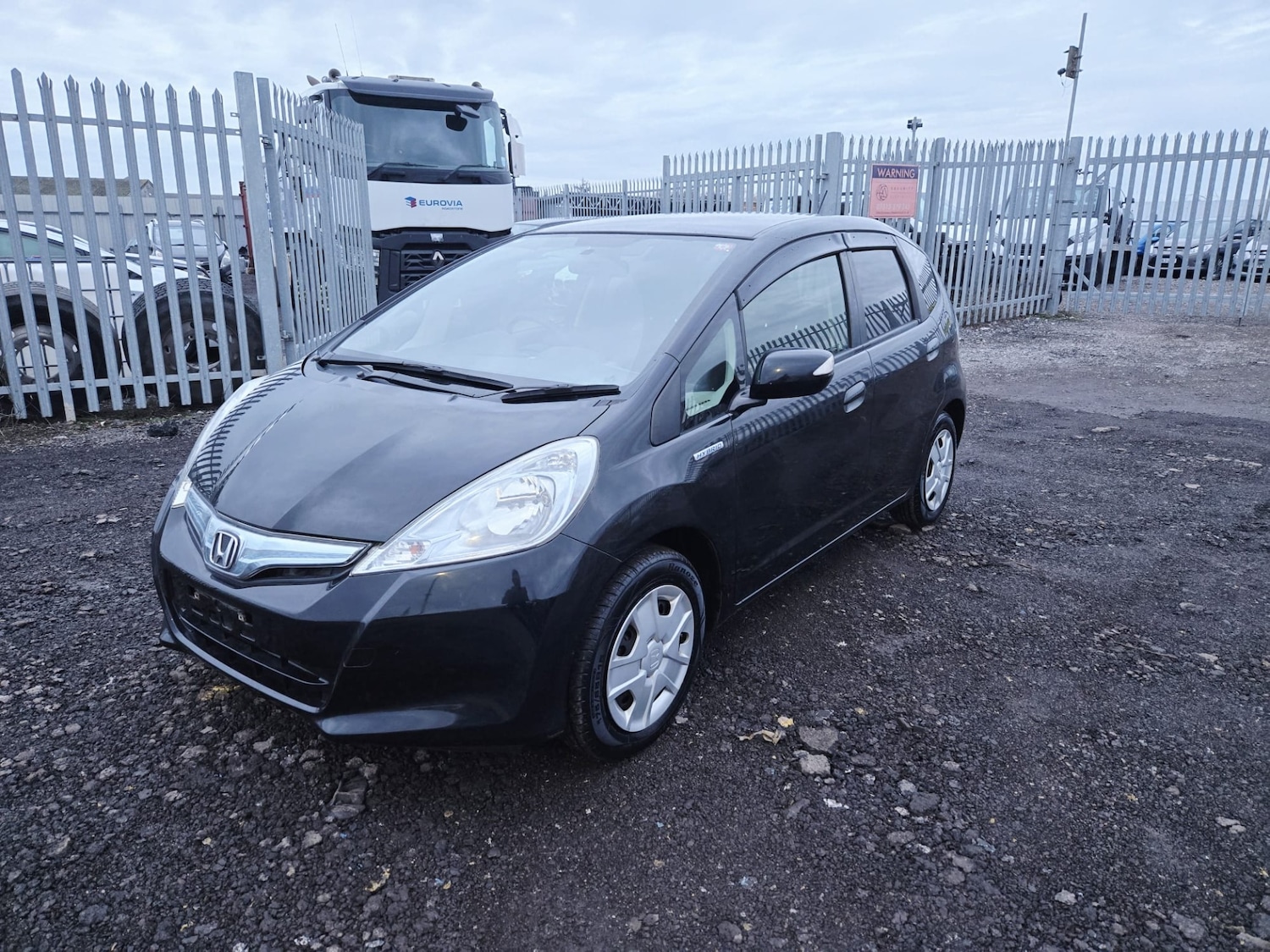 Used Honda Fit 2012 for sale - 77241974: Photo 2