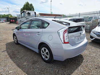 Used Toyota Prius 2015 for sale - 78612376: Photo