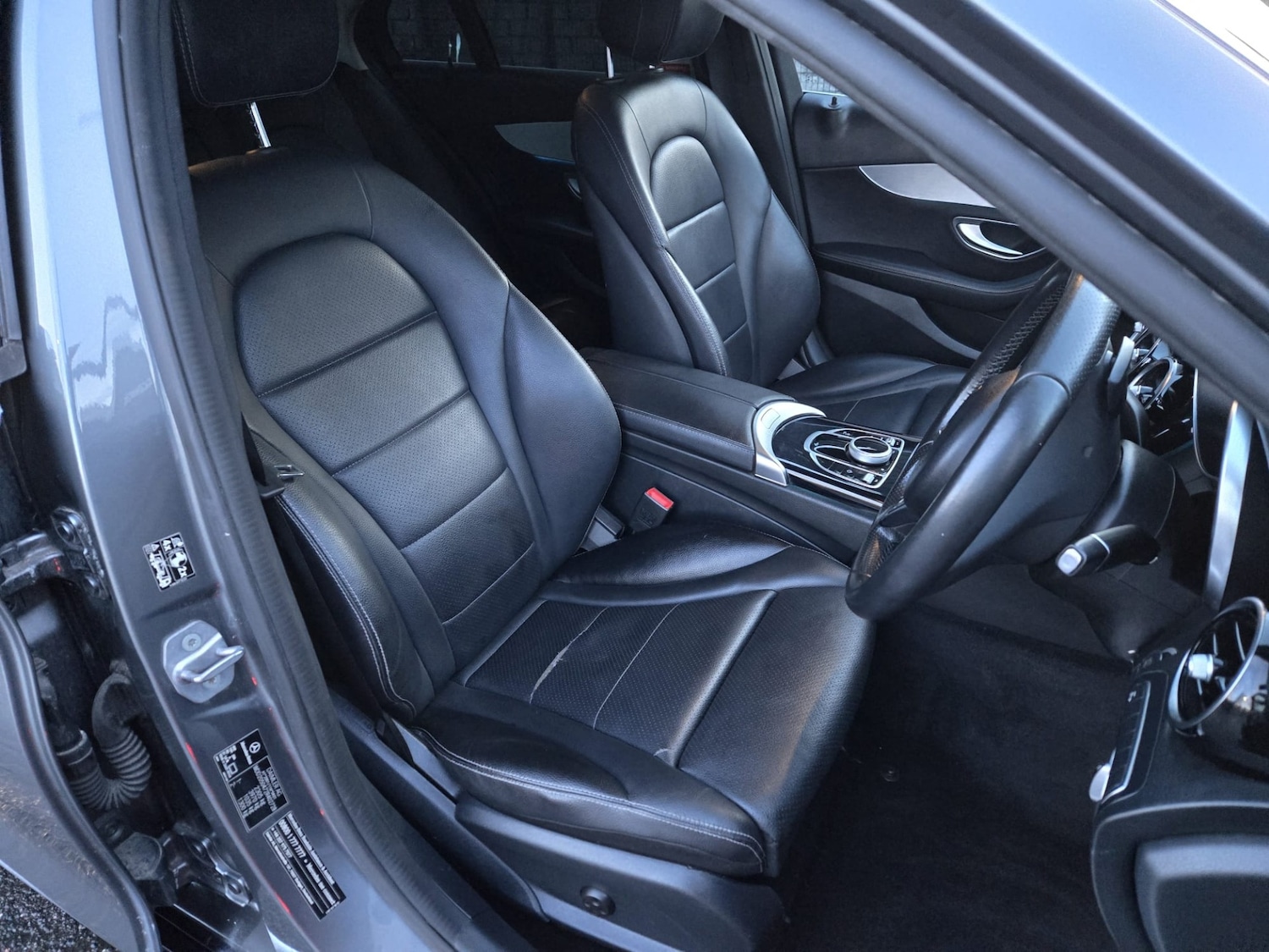 Used Mercedes-Benz C Class 2018 for sale - 77323584: Photo 8