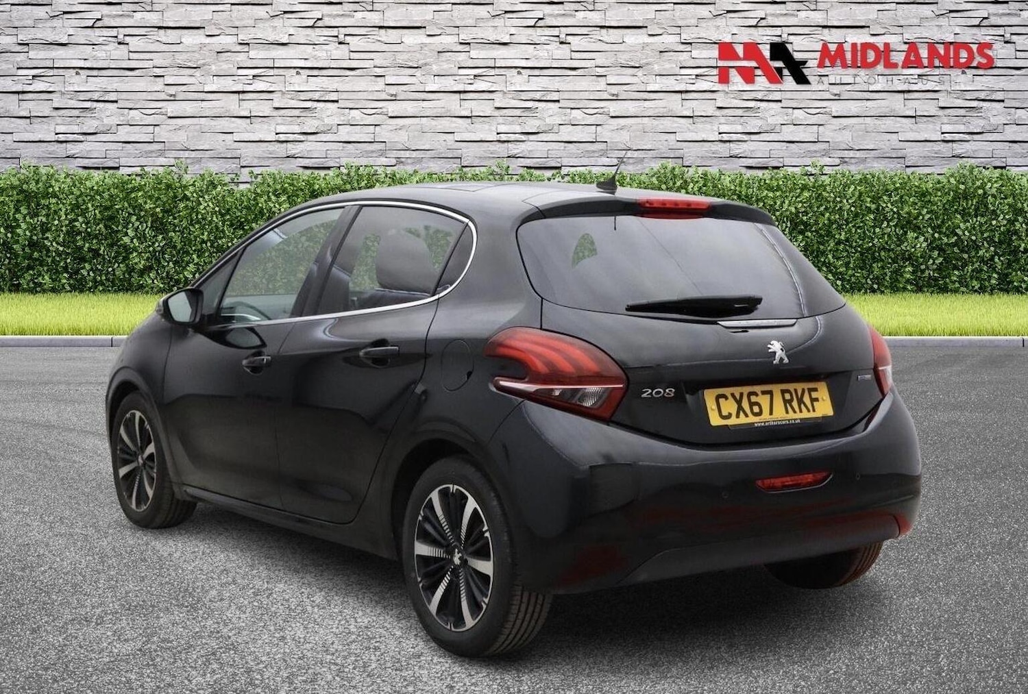 Used Peugeot 208 2017 for sale - 77807187: Photo 5