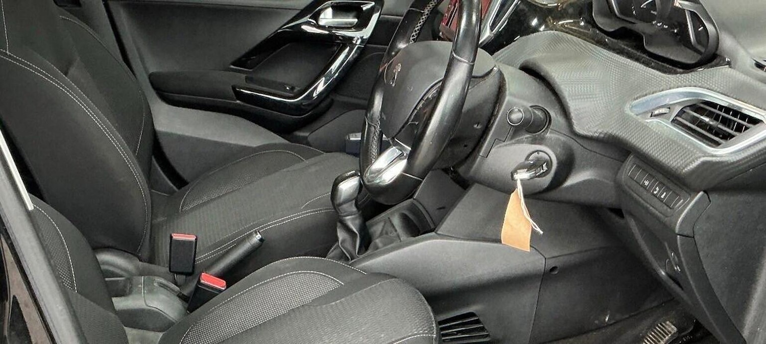 Used Peugeot 208 2017 for sale - 77807187: Photo 8