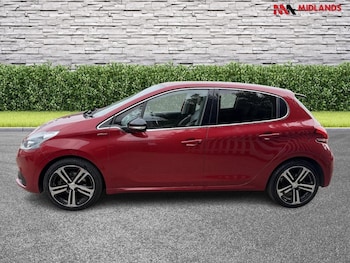 Used Peugeot 208 2017 for sale - 78997708: Photo