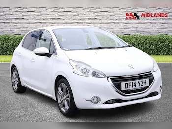 Used Peugeot 208 2014 for sale - 79277712: Photo