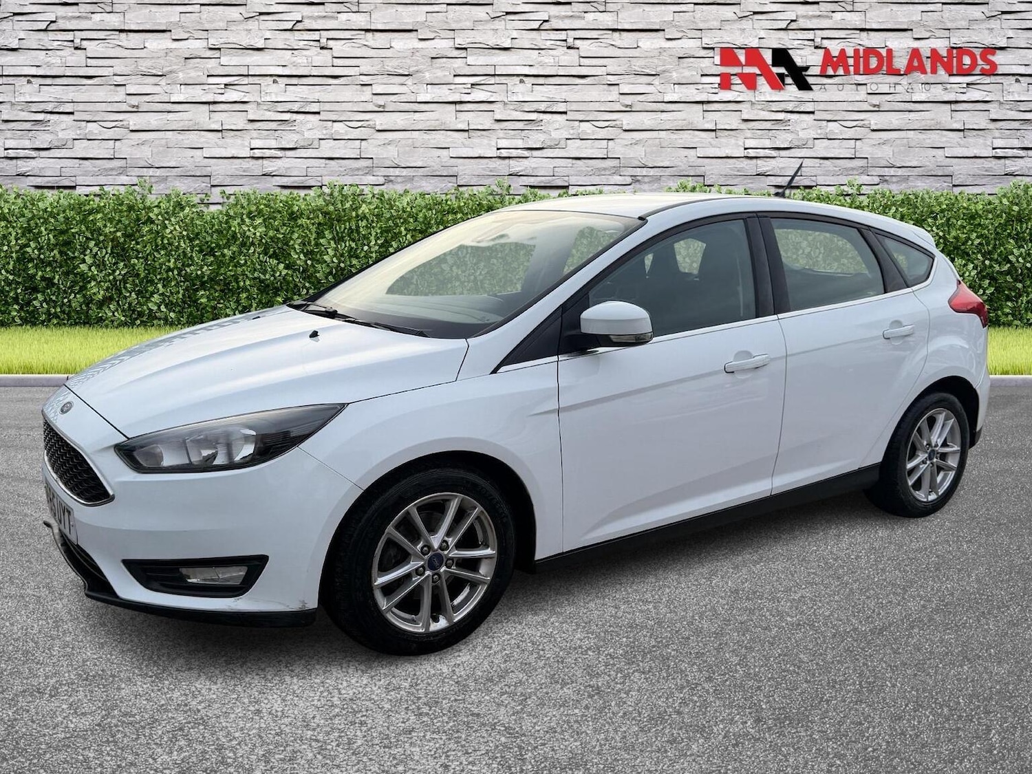 Used Ford Focus 2015 for sale - 77201243: Photo 3
