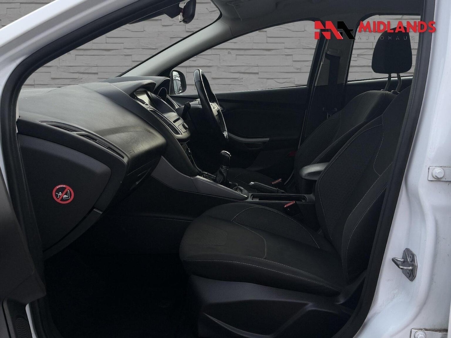 Used Ford Focus 2015 for sale - 77201243: Photo 9