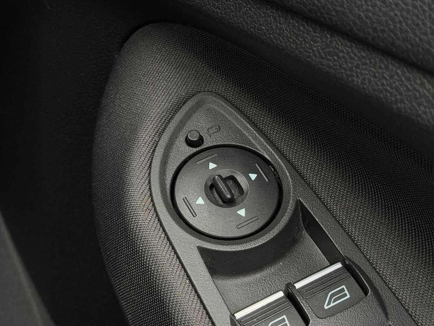 Used Ford C-Max 2016 for sale - 76293279: Photo 21