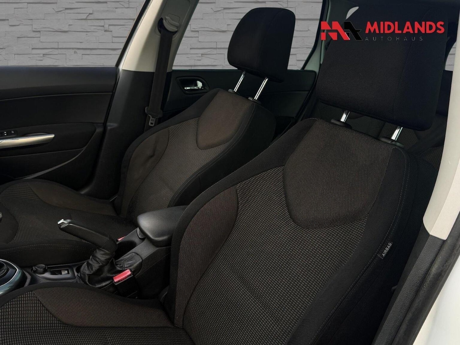 Used Peugeot 308 2014 for sale - 77572898: Photo 11