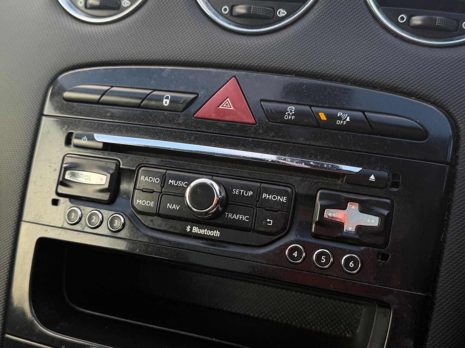 Used Peugeot 308 2014 for sale - 77572898: Photo 15