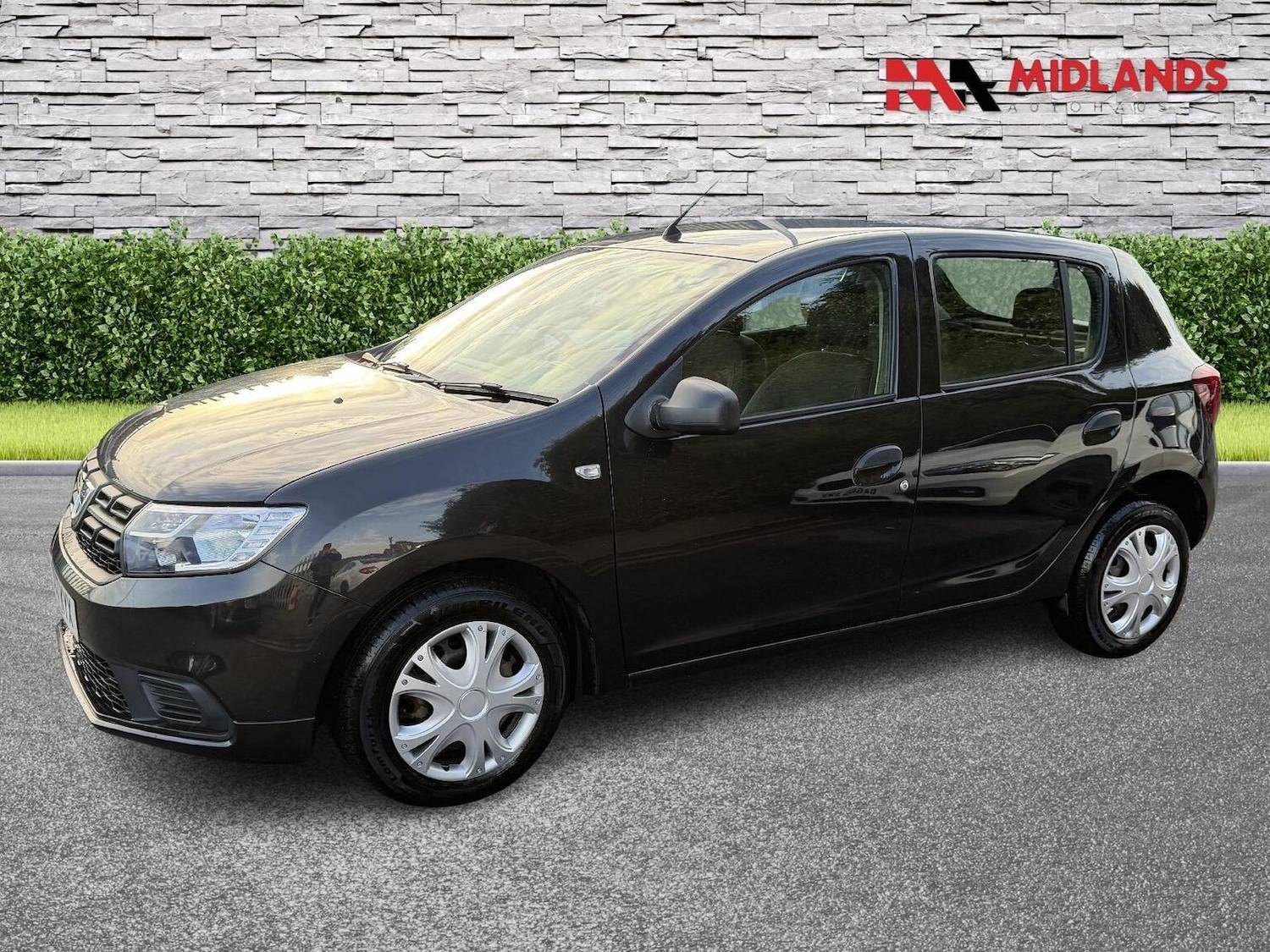 Used Dacia Sandero 2017 for sale - 76836998: Photo 3
