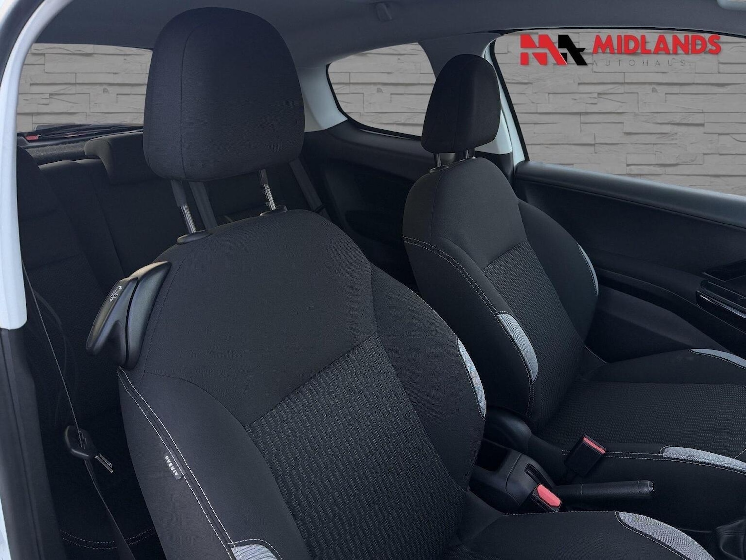 Used Peugeot 208 2015 for sale - 78084378: Photo 12