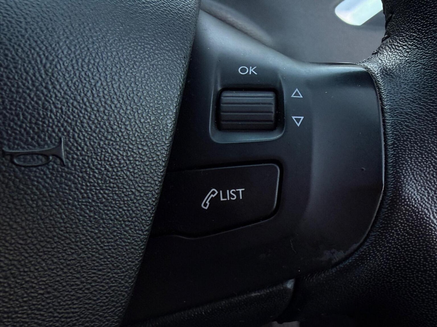 Used Peugeot 208 2015 for sale - 78084378: Photo 24