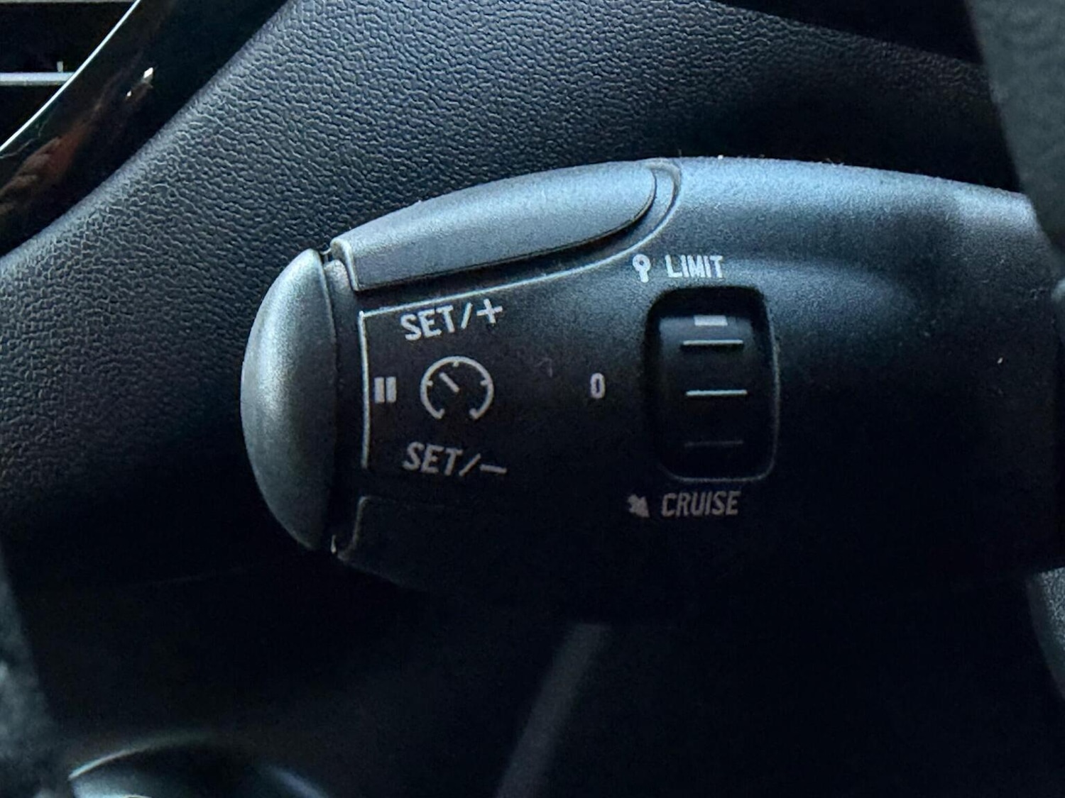 Used Peugeot 208 2015 for sale - 78084378: Photo 25