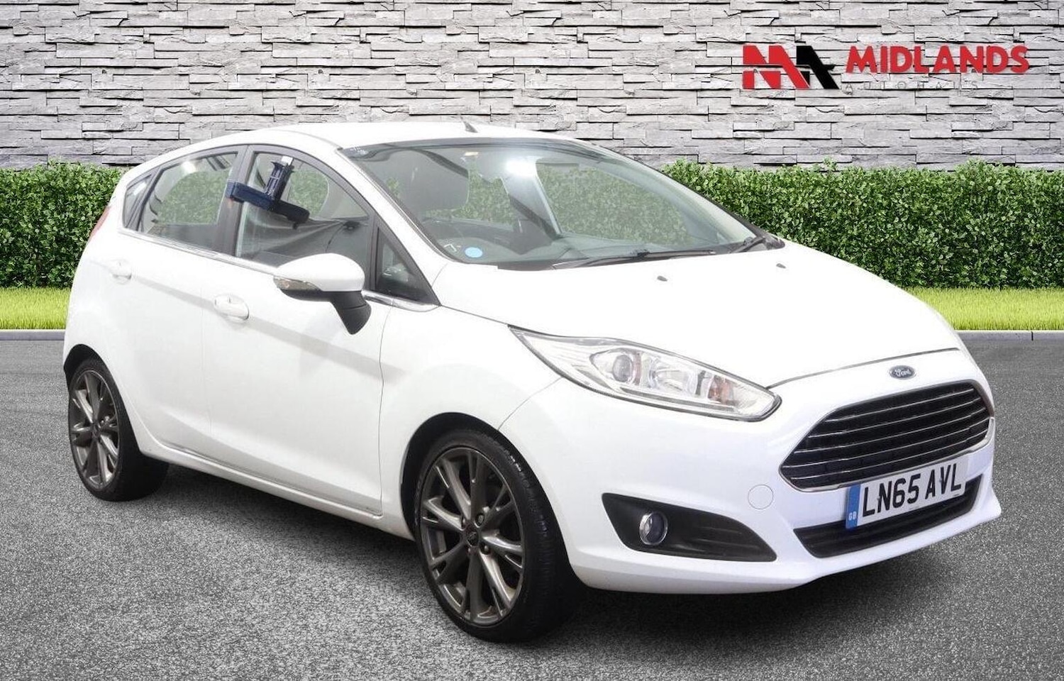 Used Ford Fiesta 2015 for sale - 76571268: Photo 1