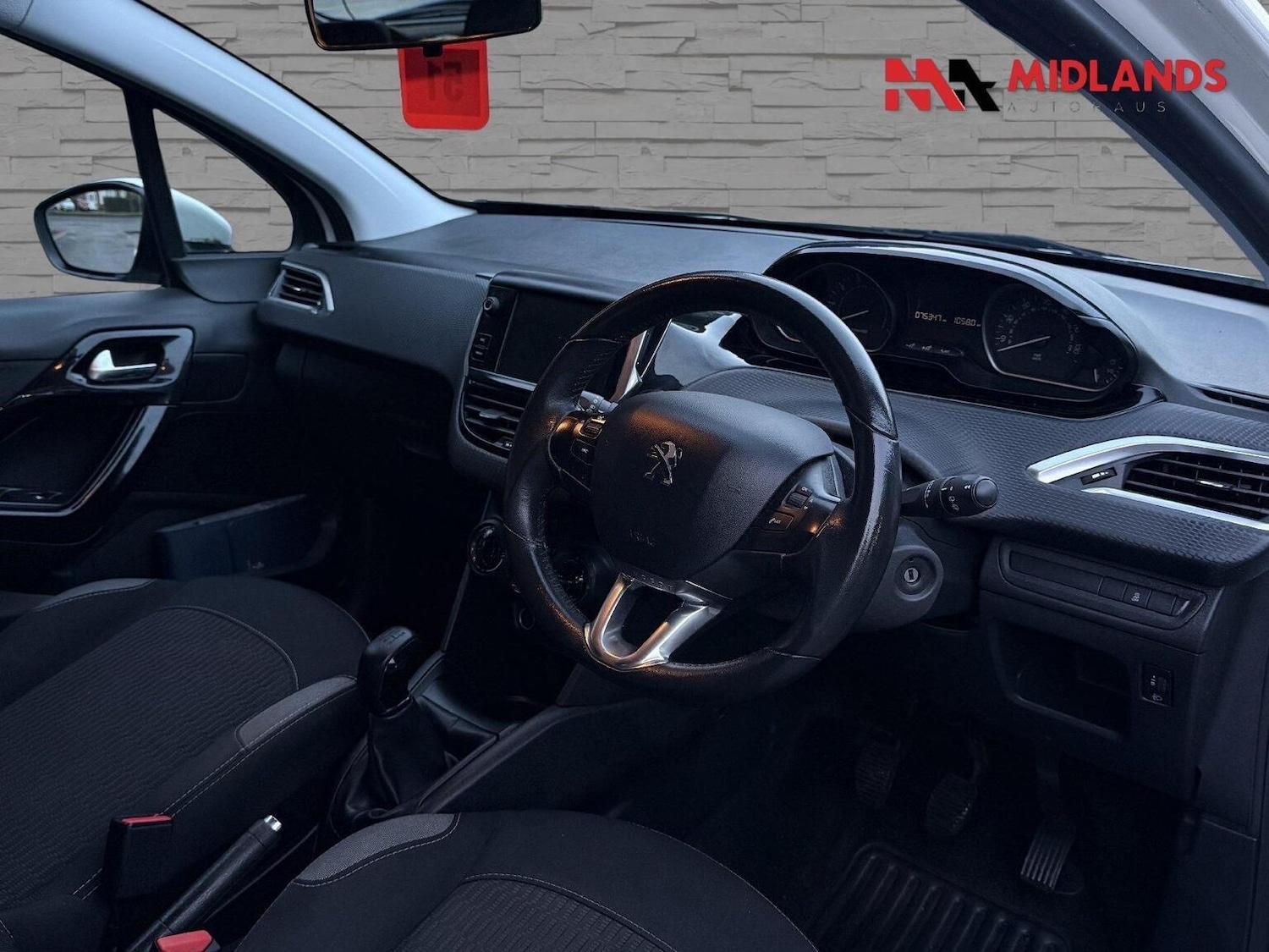 Used Peugeot 208 2015 for sale - 78168736: Photo 10