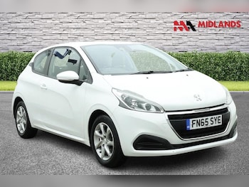 Used Peugeot 208 2015 for sale - 78168736: Photo