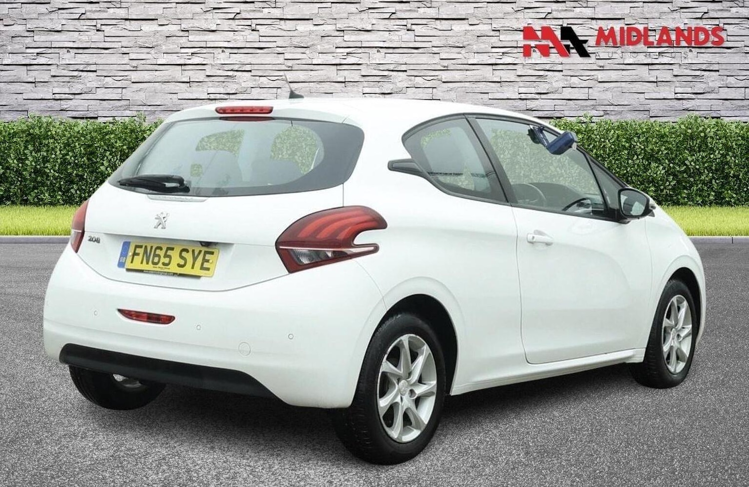 Used Peugeot 208 2015 for sale - 78168736: Photo 4