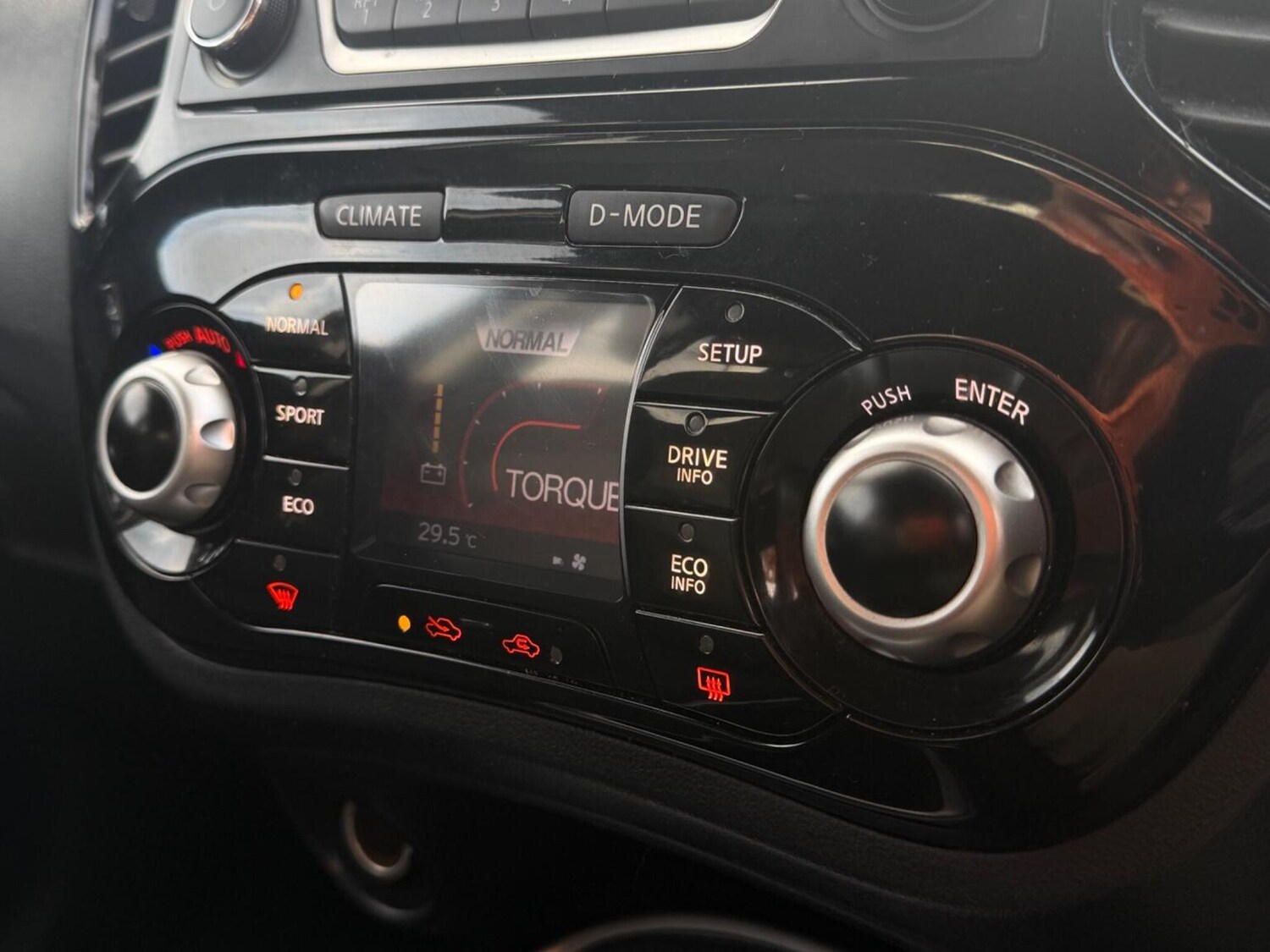 Used Nissan Juke 2015 for sale - 77687615: Photo 16