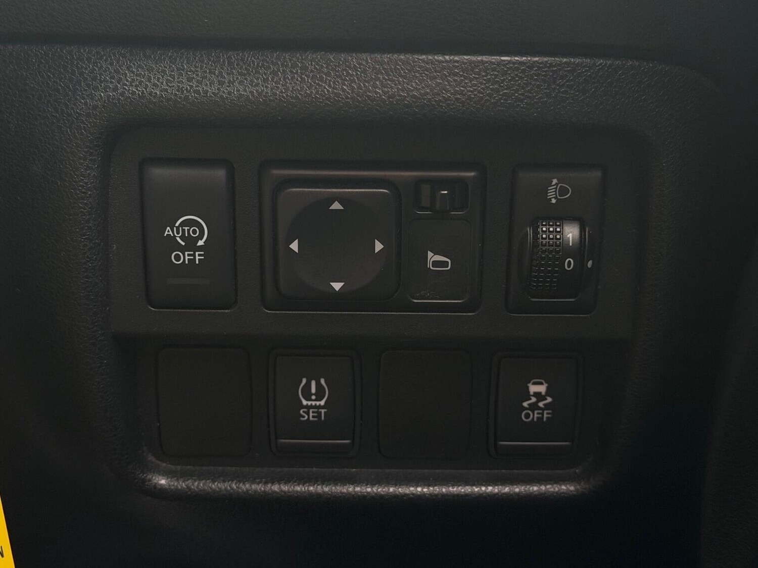 Used Nissan Juke 2015 for sale - 77687615: Photo 21