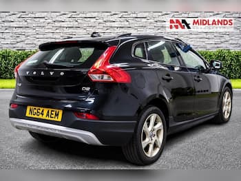 Used Volvo V40 Cross Country 2015 for sale - 79845634: Photo