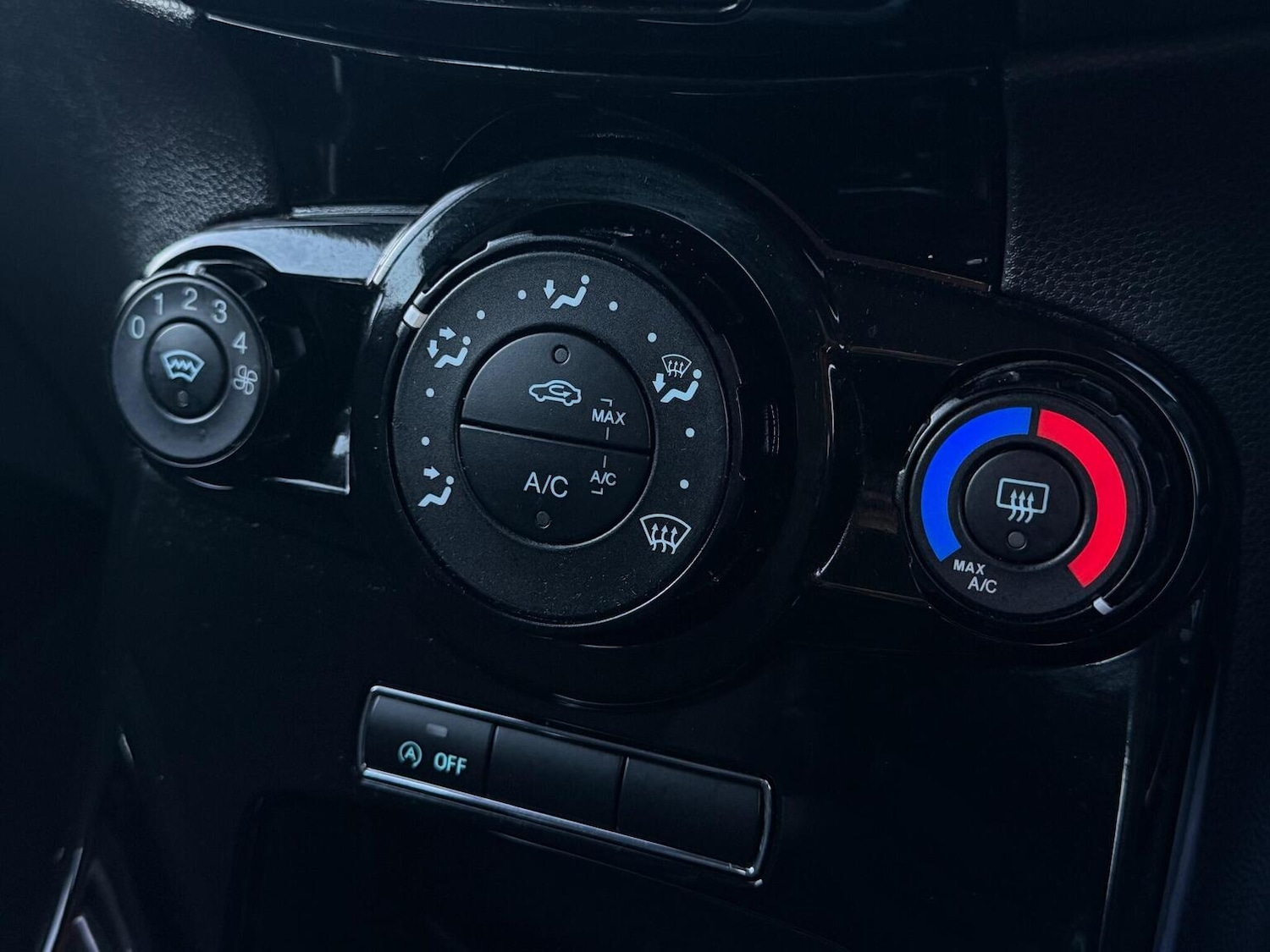 Used Ford Fiesta 2013 for sale - 77173140: Photo 16