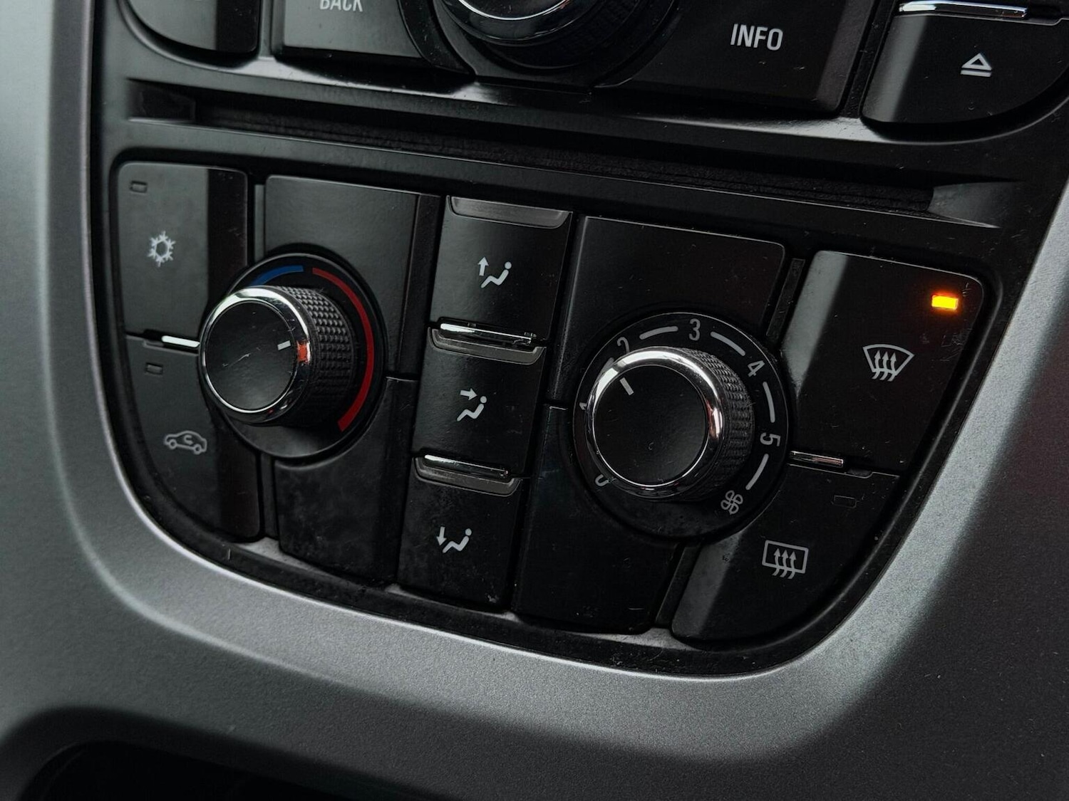 Used Vauxhall Astra GTC 2014 for sale - 77465758: Photo 16