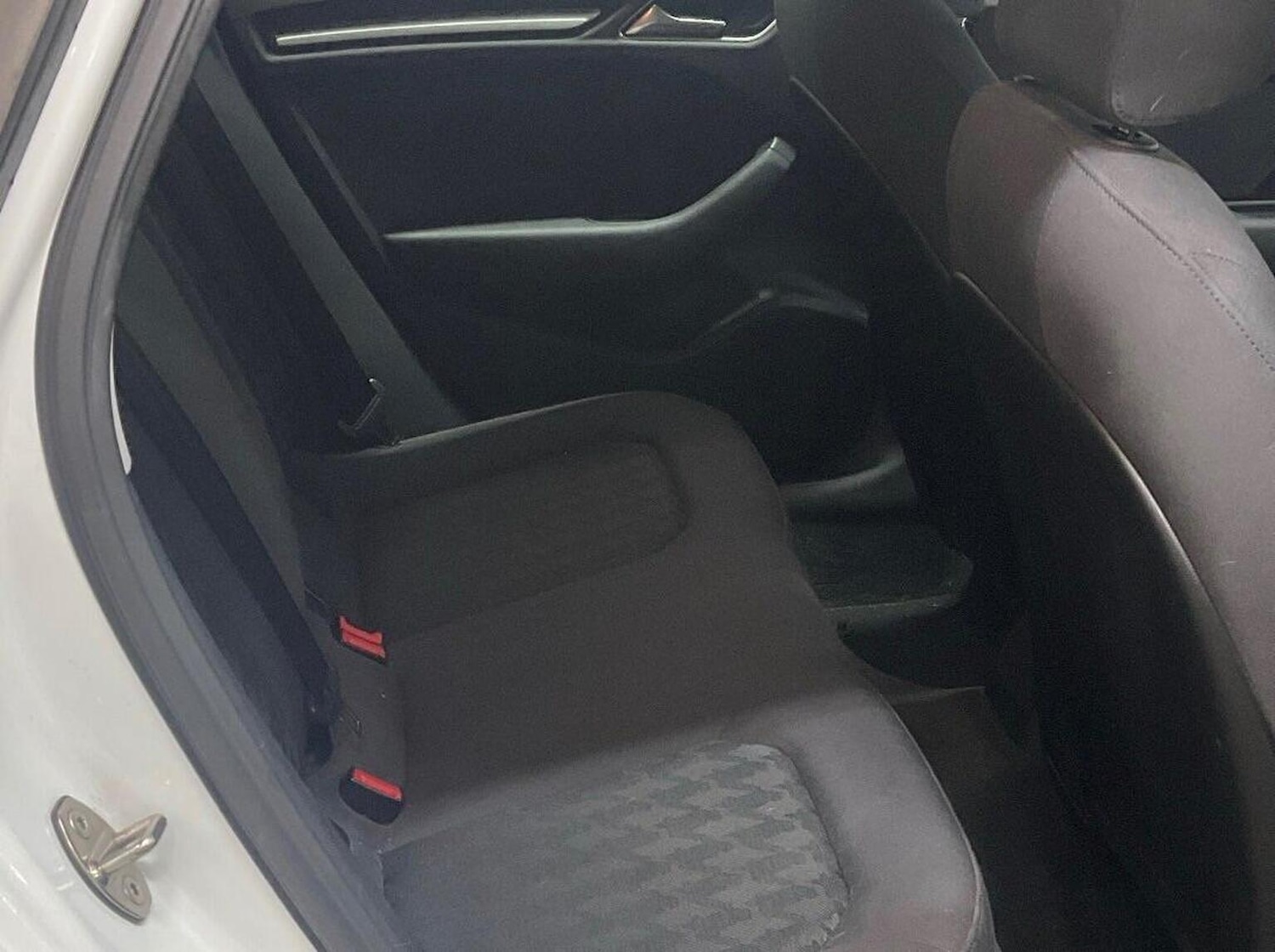 Used Audi A3 2016 for sale - 76536807: Photo 9