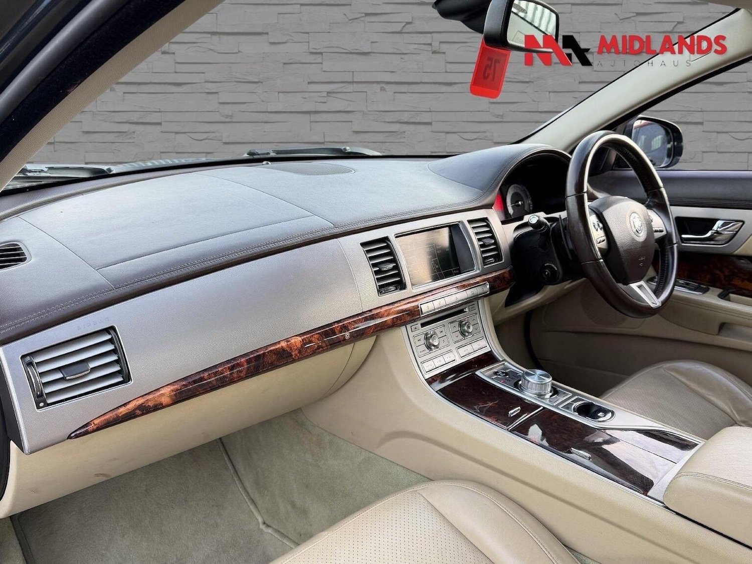 Used Jaguar XF 2010 for sale - 77391907: Photo 10