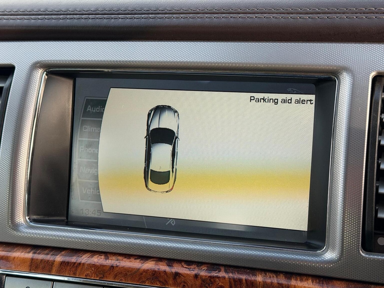 Used Jaguar XF 2010 for sale - 77391907: Photo 17