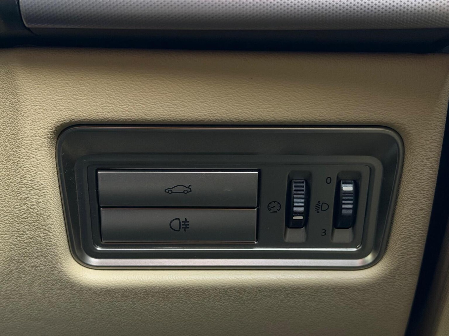 Used Jaguar XF 2010 for sale - 77391907: Photo 26