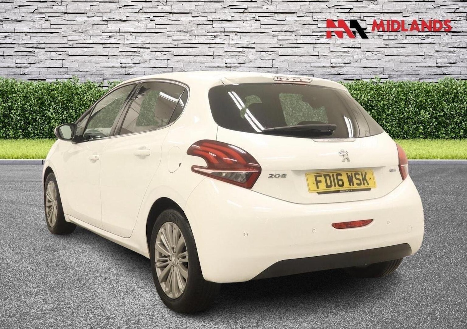 Used Peugeot 208 2016 for sale - 77572836: Photo 4