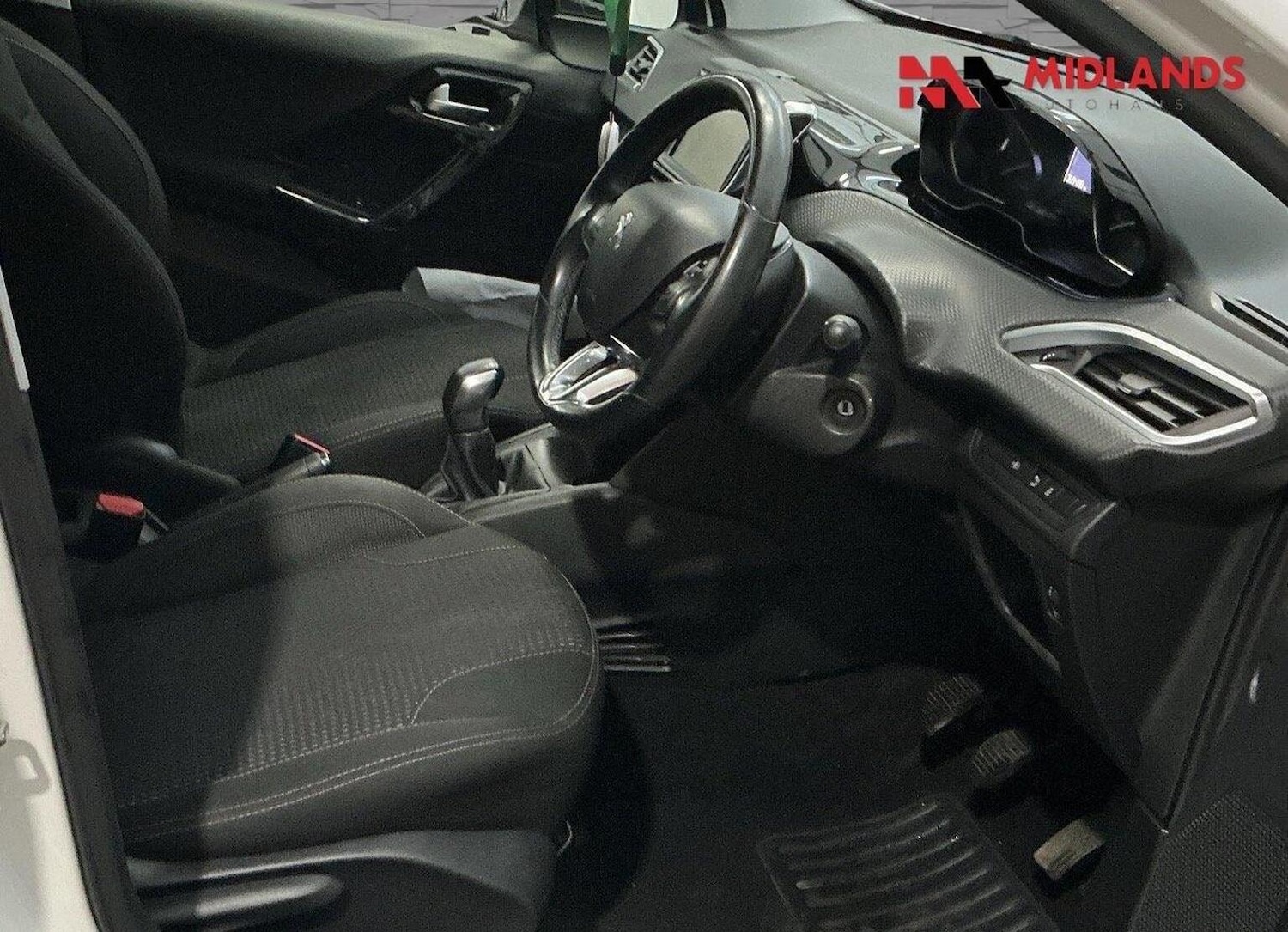 Used Peugeot 208 2016 for sale - 77572836: Photo 8