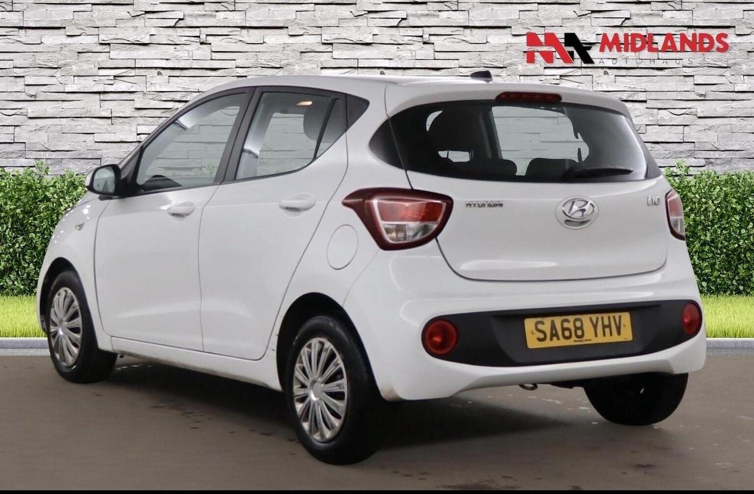 Used Hyundai i10 2018 for sale - 77073104: Photo 5