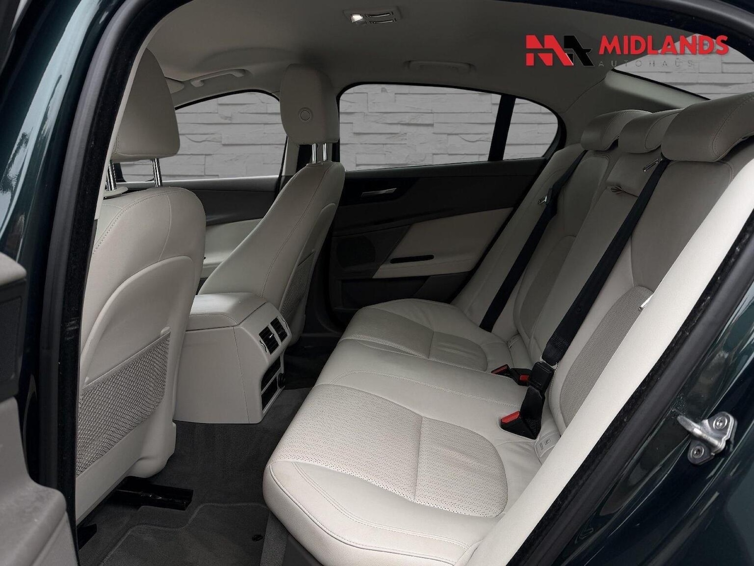 Used Jaguar XE 2015 for sale - 77807132: Photo 13