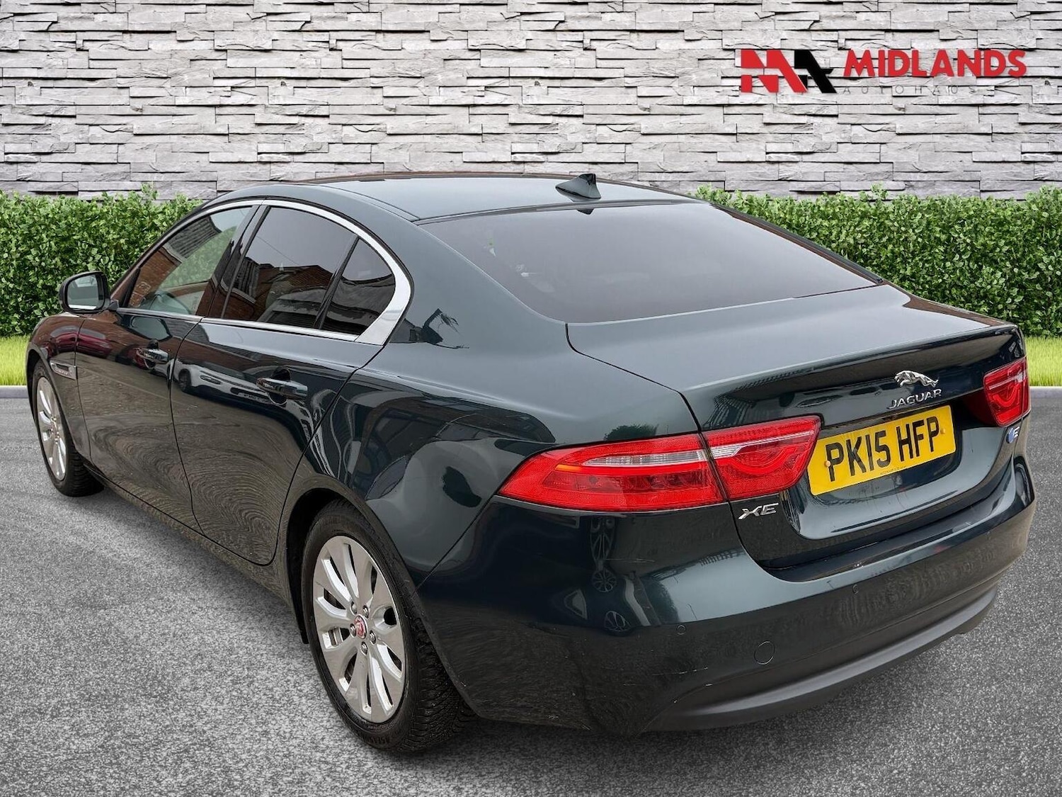 Used Jaguar XE 2015 for sale - 77807132: Photo 5
