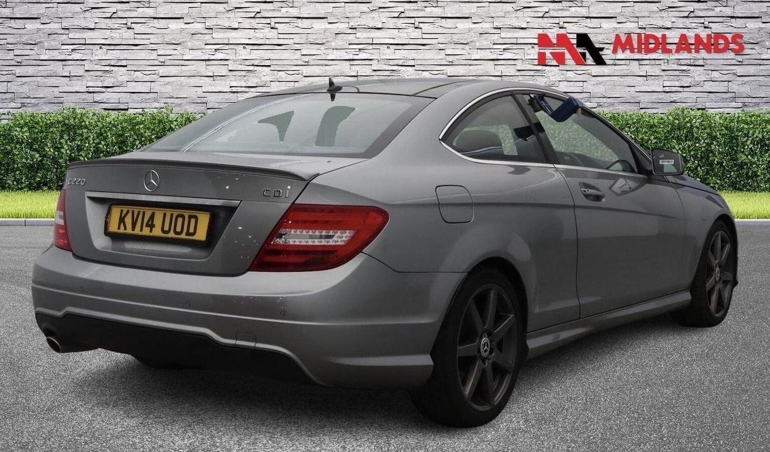 Used Mercedes-Benz C Class 2014 for sale - 77508623: Photo 4