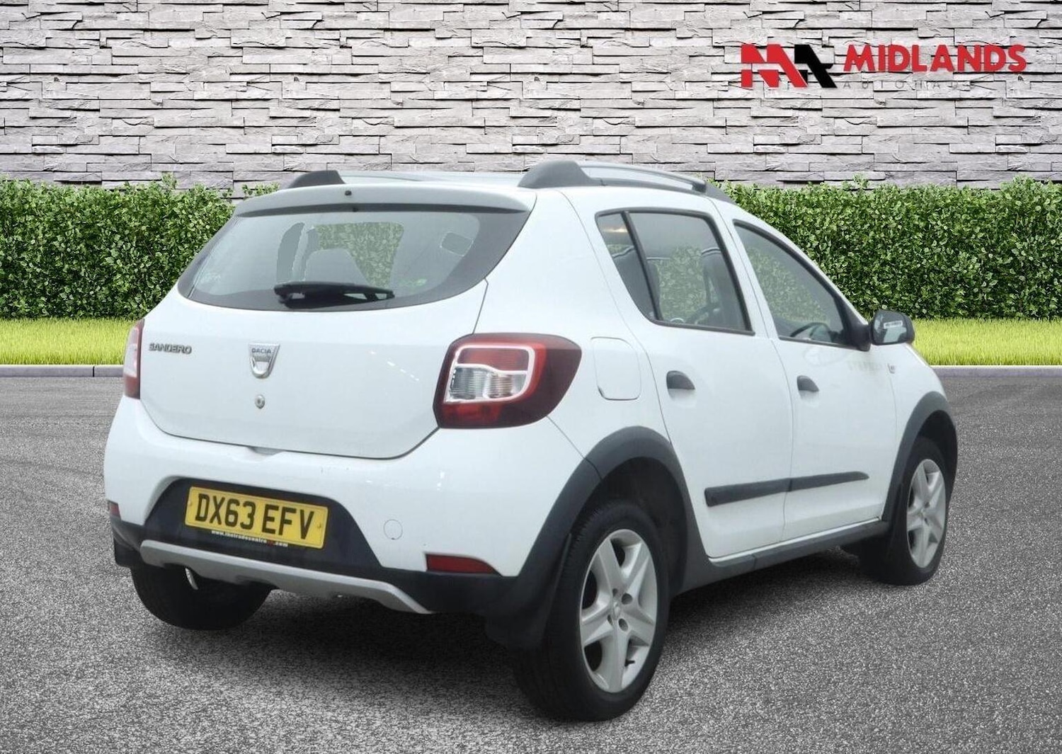 Used Dacia Sandero Stepway 2013 for sale - 77715070: Photo 4