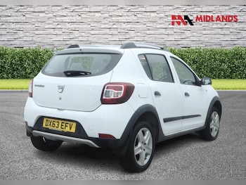 Used Dacia Sandero Stepway 2013 for sale - 77715070: Photo
