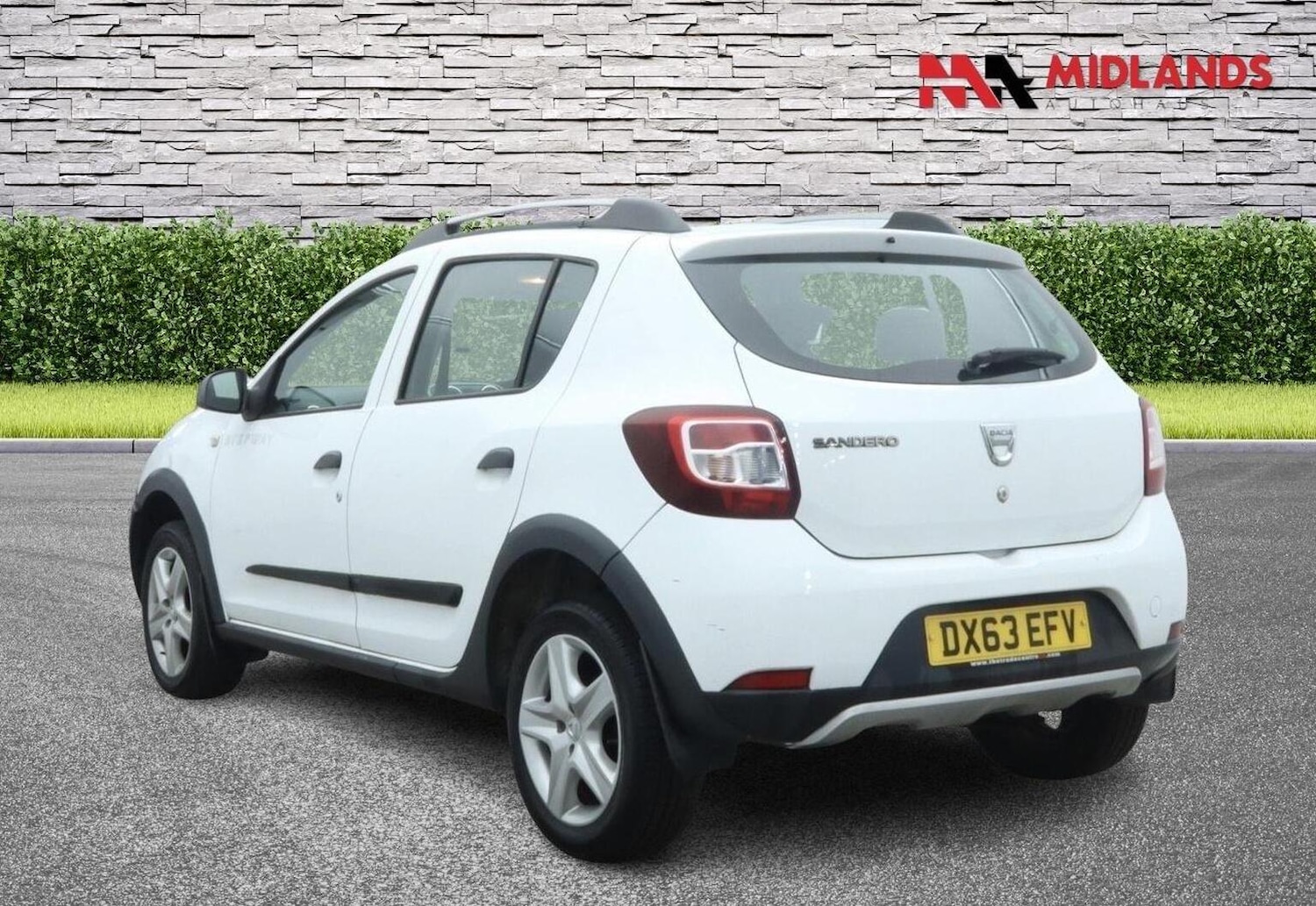 Used Dacia Sandero Stepway 2013 for sale - 77715070: Photo 5